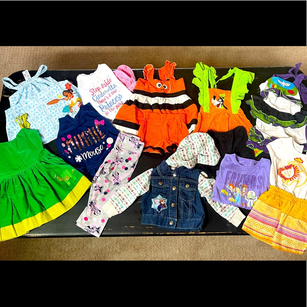 Disney Lot 2T Bundle
